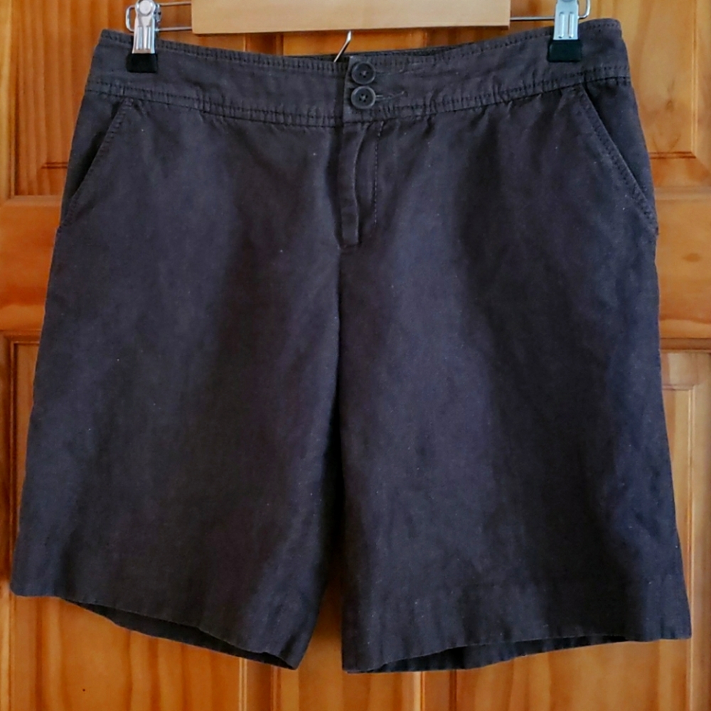 Banana Republic Martin fit shorts
